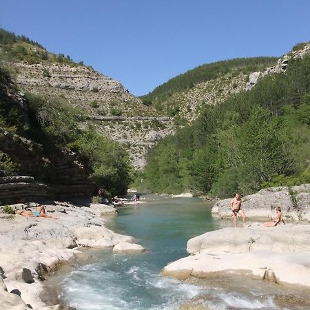 Les Terrasses du Paradis Orpierre Extérieur photo