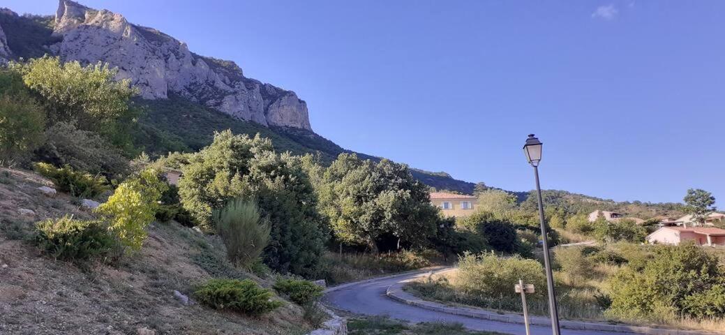 Les Terrasses du Paradis Orpierre Extérieur photo
