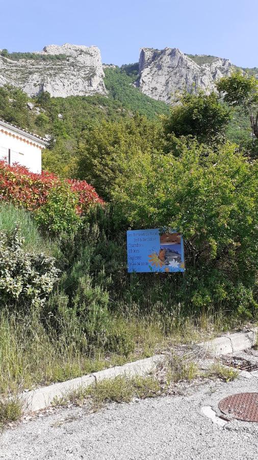 Les Terrasses du Paradis Orpierre Extérieur photo