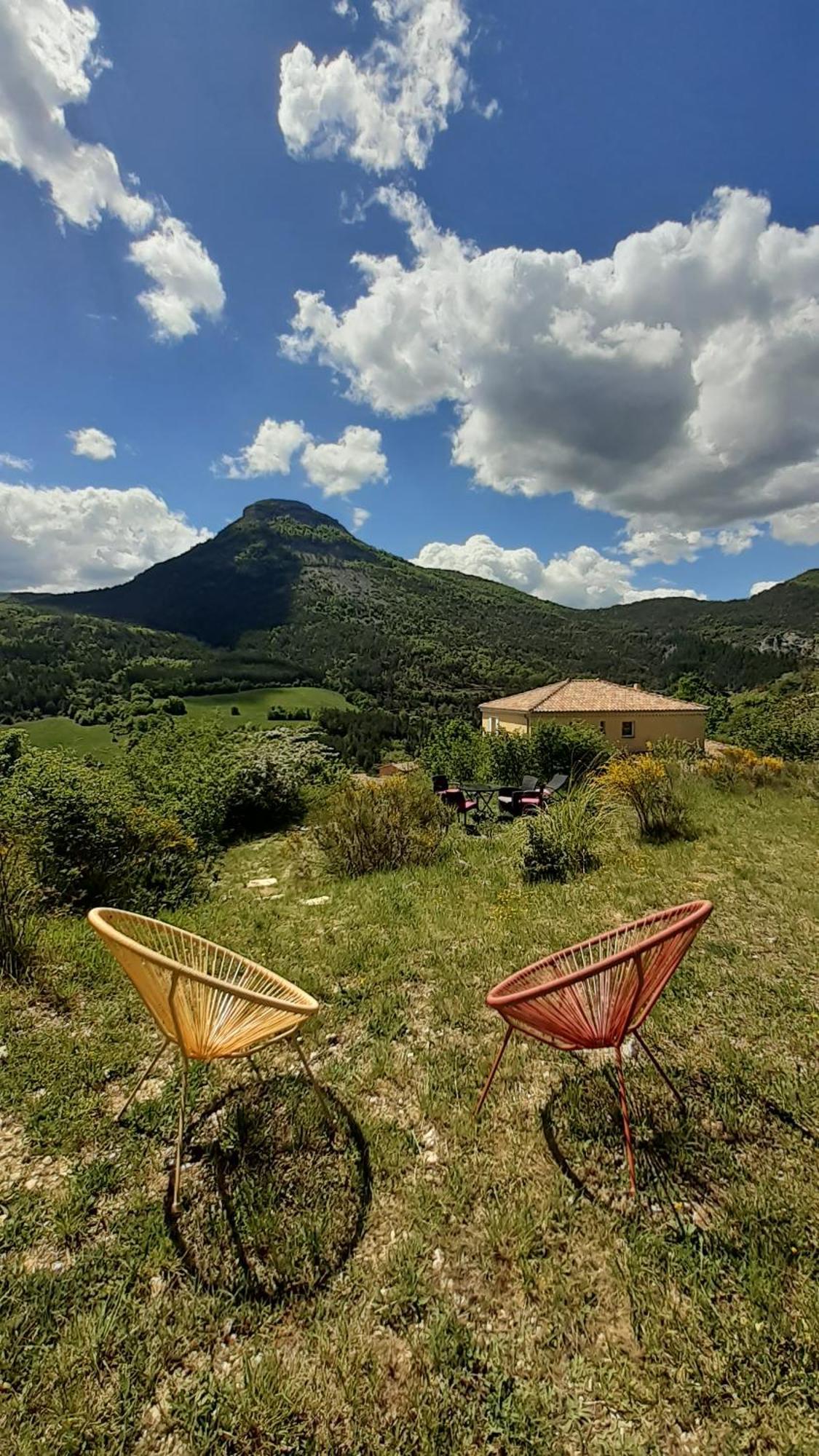 Les Terrasses du Paradis Orpierre Extérieur photo